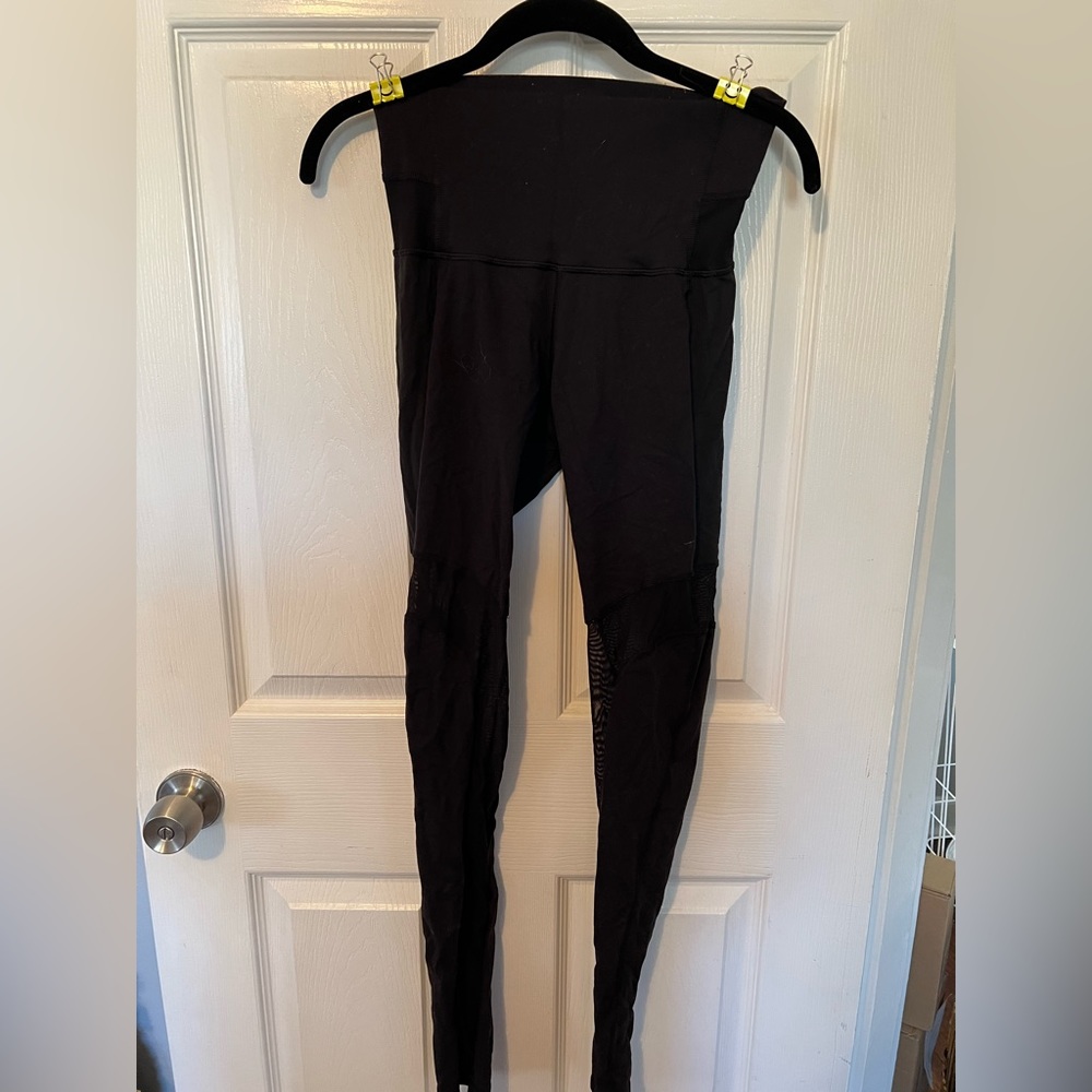 Lululemon high waisted leggings w sheer detail